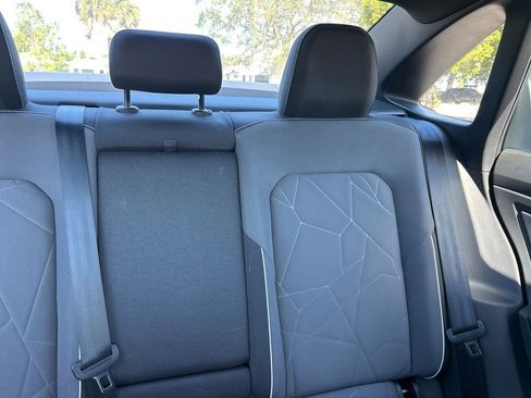 Used 2025 Volkswagen Jetta Sport image 13