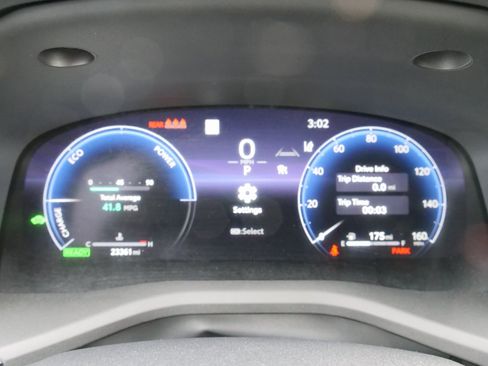 Used 2025 Toyota Camry XSE image 24