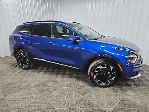 Used 2023 Kia Sportage SX image 1