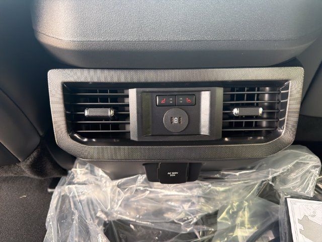 New 2026 Ford F450 Platinum AWD/4WD image 15