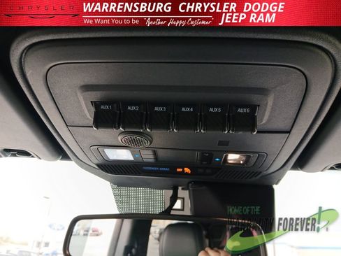 Used 2024 Ford Bronco Black Diamond image 27