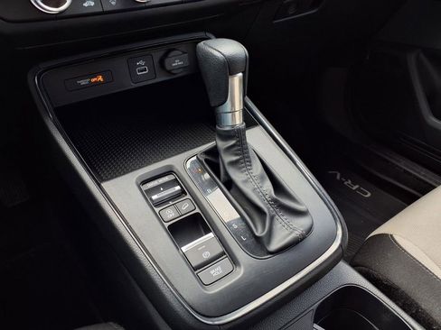 Used 2024 Honda CR-V LX image 18