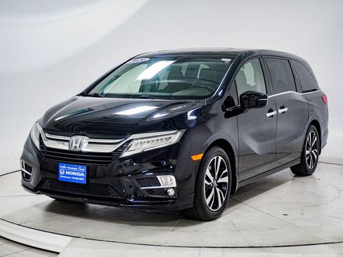 Used 2020 Honda Odyssey Elite image 3