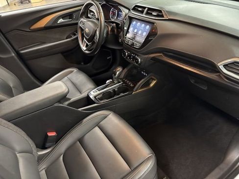 Used 2021 Chevrolet TrailBlazer ACTIV w/ Sun and Liftgate Package image 13