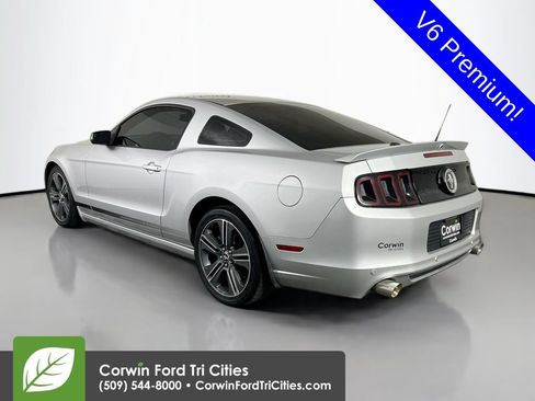Used 2013 Ford Mustang Premium w/ V6 Performance Pkg RWD image 11