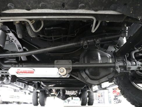 Used 2001 Ford F350 Lariat image 32