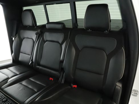 Used 2021 RAM 1500 Laramie AWD/4WD image 5