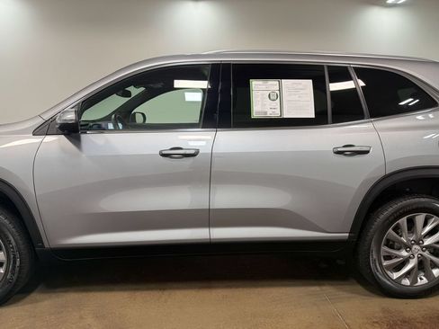 Used 2026 Buick Enclave Preferred AWD/4WD image 37