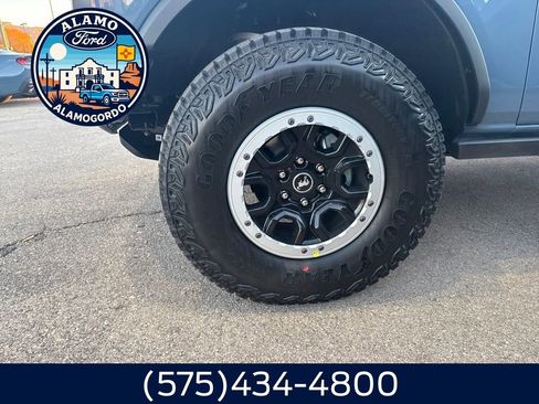 New 2025 Ford Bronco Badlands w/ Sasquatch Package image 2