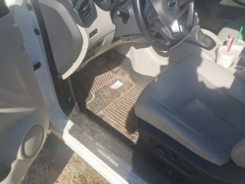 Used 2021 Nissan Rogue Sport SL w/ Premium Package image 8