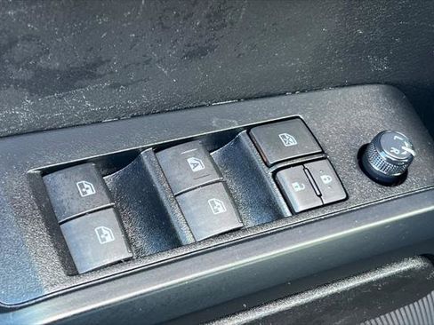 Certified 2022 Toyota Tacoma SR image 13