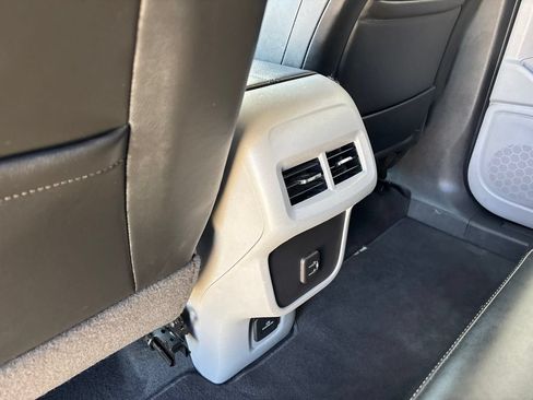 Used 2023 GMC Terrain SLT w/ Tech Package AWD/4WD image 32
