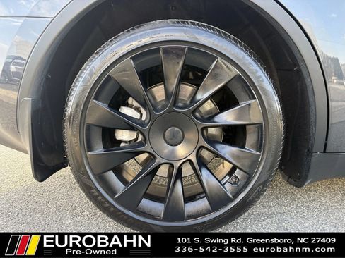 Used 2024 Tesla Model Y Long Range AWD/4WD image 33