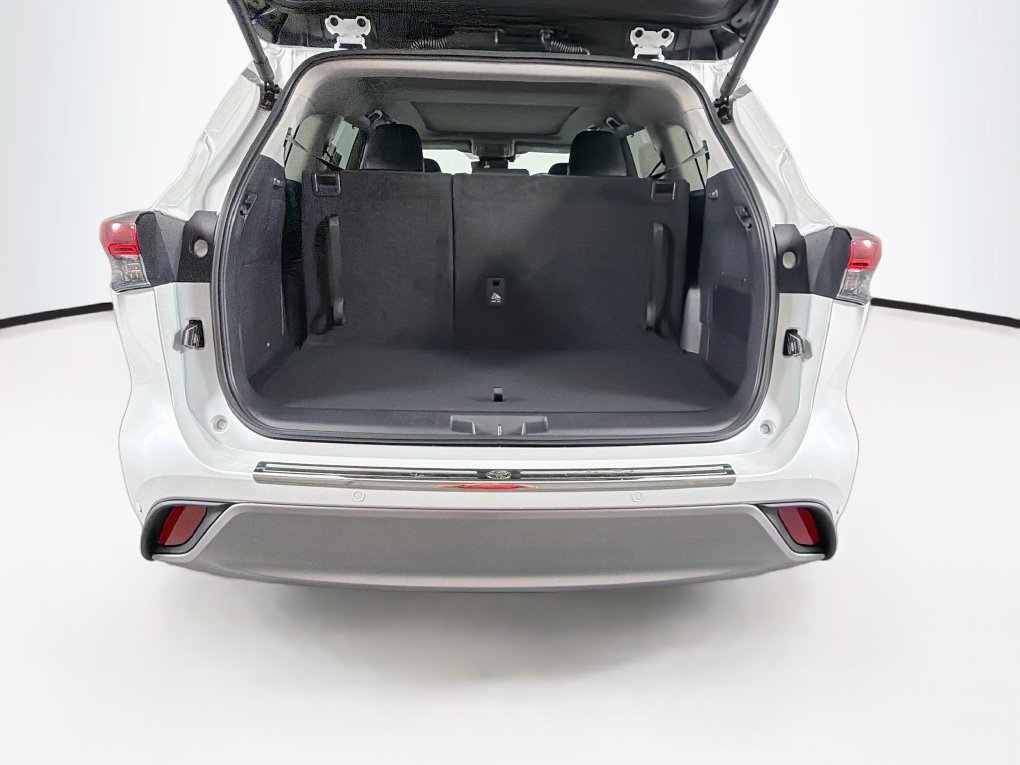 New 2026 Toyota Highlander Platinum AWD/4WD image 26