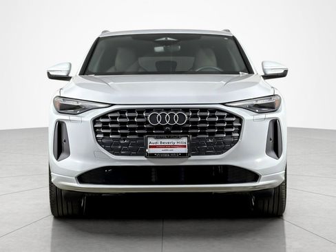 Used 2025 Audi Q5 Premium Plus w/ Premium Plus AWD/4WD image 8