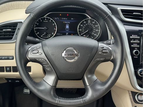 Used 2022 Nissan Murano SV image 12