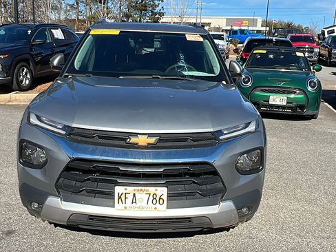 Used 2023 Chevrolet TrailBlazer LT w/ Convenience Package image 3