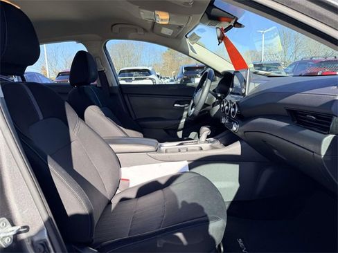 Used 2021 Nissan Sentra SV image 12