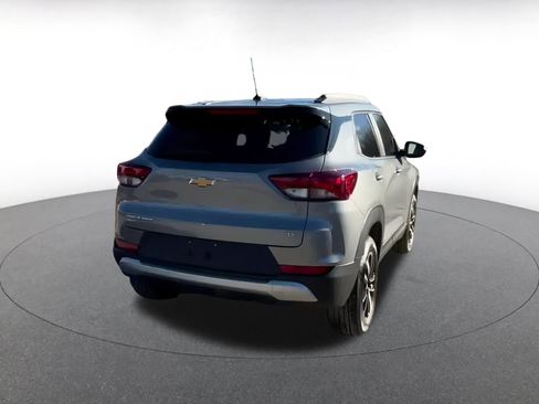 Used 2025 Chevrolet TrailBlazer LT w/ Driver Confidence Package image 14