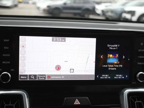 Used 2023 Kia Sorento SX image 5