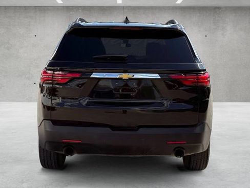 Used 2023 Chevrolet Traverse LT FWD image 15