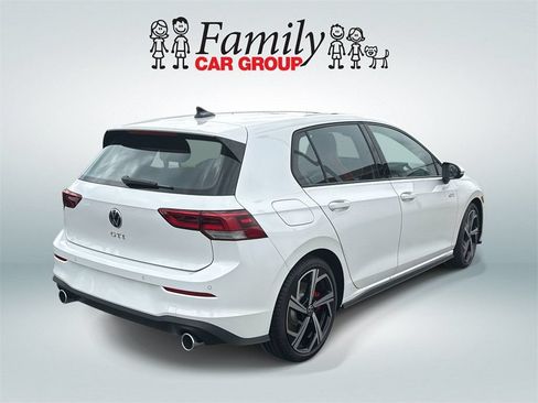 Used 2025 Volkswagen GTI SE FWD image 3