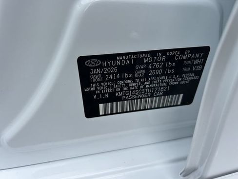 Used 2026 Genesis G70 2.5T RWD image 36