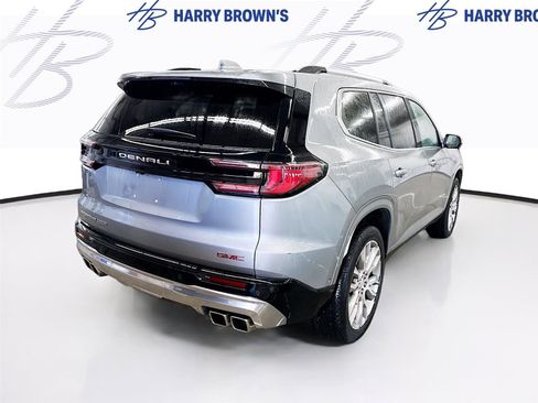 Used 2025 GMC Acadia Denali w/ Super Cruise Package image 10