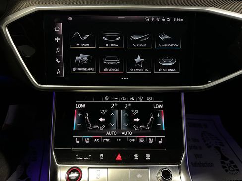 Used 2021 Audi RS 7 Prestige image 38