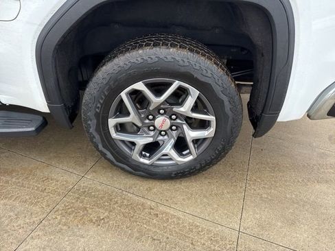 Used 2023 GMC Sierra 1500 SLT w/ SLT Premium Package image 12