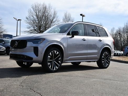 New 2026 Volvo XC90 B6 Ultra w/ Protection Package image 3