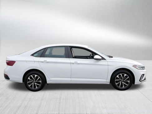 Used 2025 Volkswagen Jetta S FWD image 8