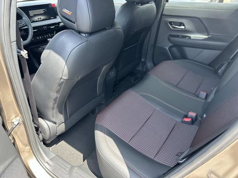 New 2026 Nissan Kicks SR w/ SR Premium Package AWD/4WD image 18