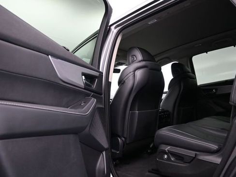 Used 2023 Acura MDX SH-AWD w/ Technology Package image 13