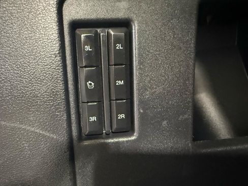 Used 2024 Ford Expedition Max XLT AWD/4WD image 29