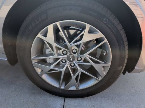 Used 2024 Genesis GV70 2.5T w/ Select Package AWD/4WD image 5