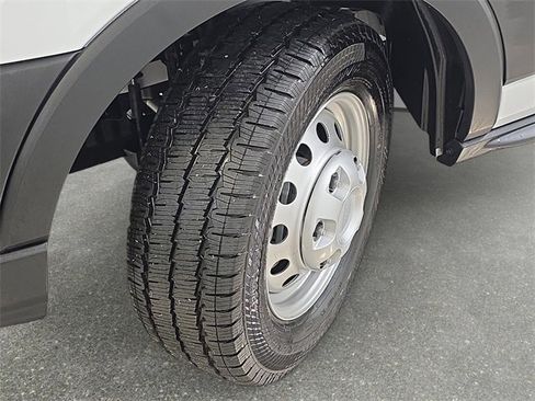 Used 2026 Ford Transit 250 148 Medium Roof Extended AWD w/ Load Area Protection Package image 28