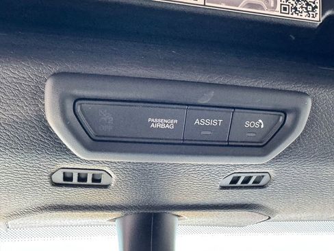 Used 2022 Jeep Wrangler Unlimited Rubicon AWD/4WD image 25