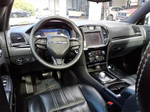 Used 2023 Chrysler 300 S image 10