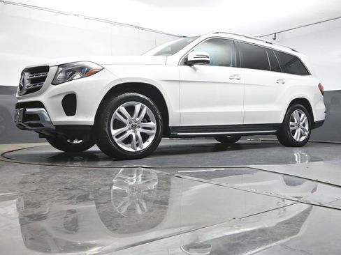 Used 2018 Mercedes-Benz GLS 450 4MATIC w/ Premium Package image 37