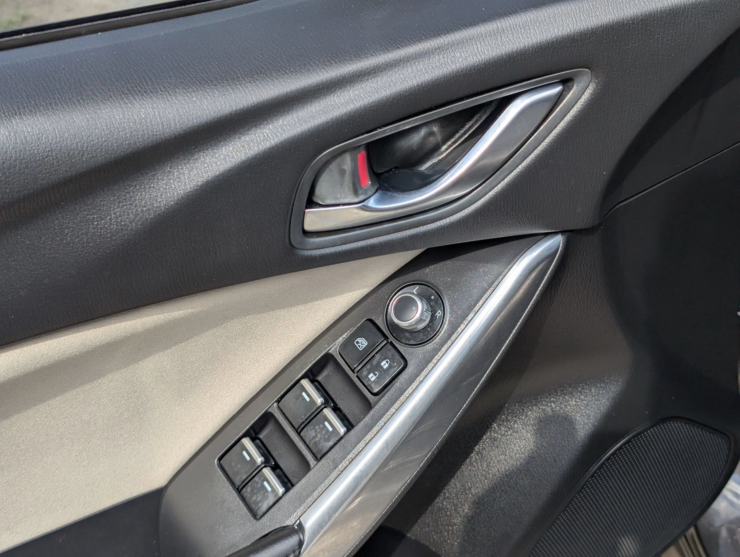 Used 2016 MAZDA MAZDA6 Sport FWD image 15
