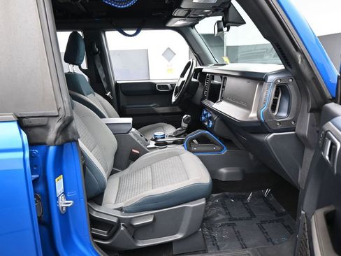 Used 2022 Ford Bronco Outer Banks w/ Sasquatch Package AWD/4WD image 43