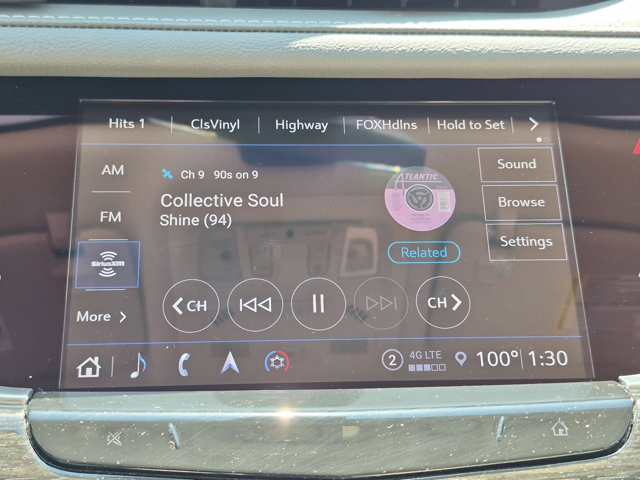 Certified 2023 Cadillac XT6 Premium Luxury w/ LPO, Floor Liner Package AWD/4WD image 22