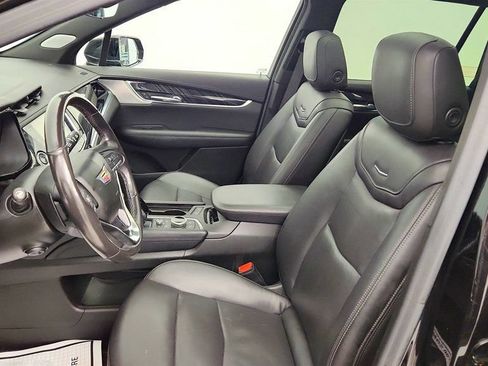 Used 2022 Cadillac XT6 Premium Luxury w/ Technology Package AWD/4WD image 19