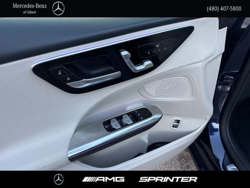 Used 2023 Mercedes-Benz C 300 Sedan image 13