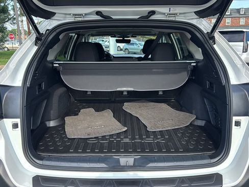 Certified 2025 Subaru Outback Premium w/ Popular Package #1A AWD/4WD image 23
