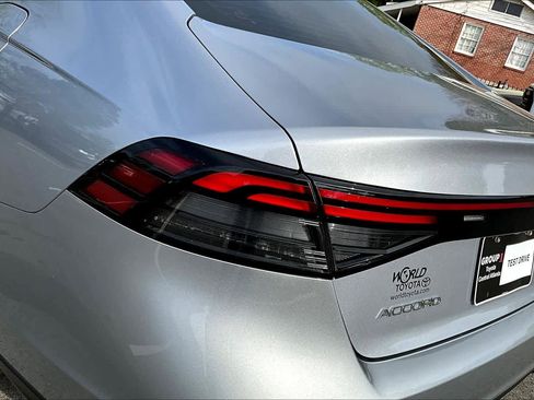 Used 2023 Honda Accord LX image 27