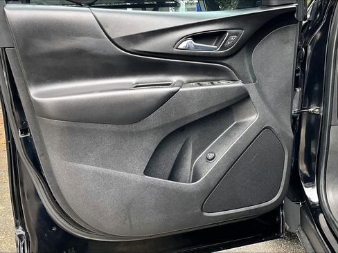 Used 2020 Chevrolet Equinox LT image 21