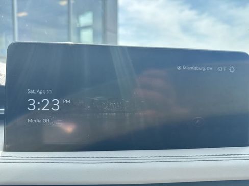 Used 2023 Genesis G70 2.0T w/ Sport Prestige Package image 29