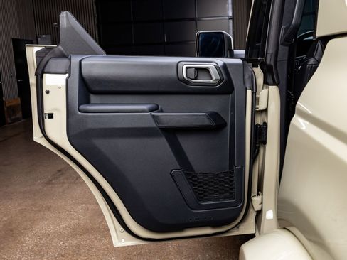 Used 2026 Ford Bronco Outer Banks image 37